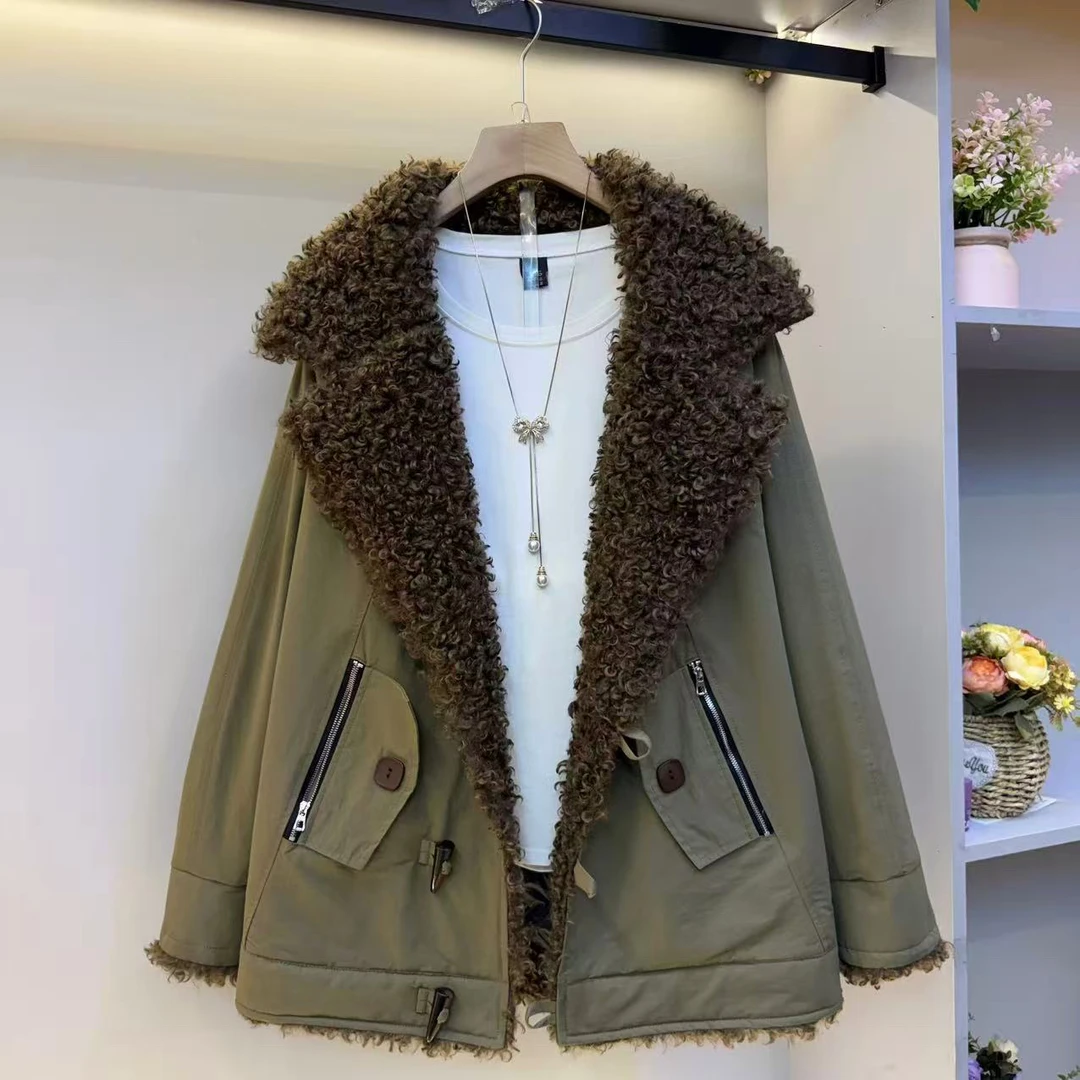 冬季新款复古高级感军绿色大翻领加厚女派克服外套