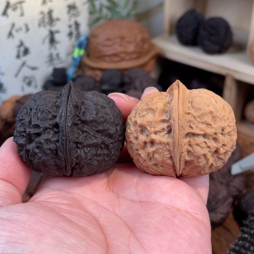 文玩核桃把件至尊元宝45