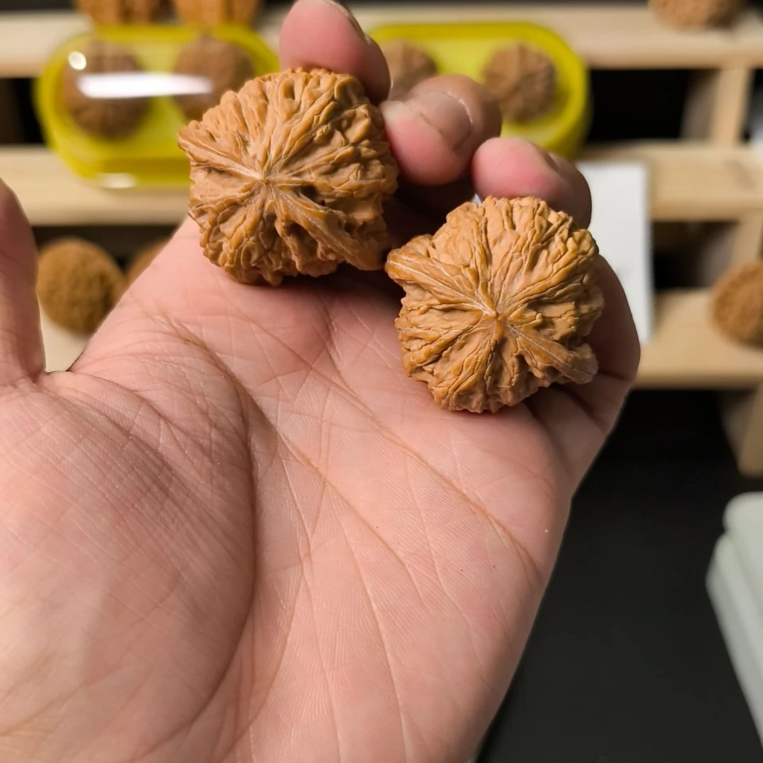 问***愧吊坠文玩核桃40磨盘