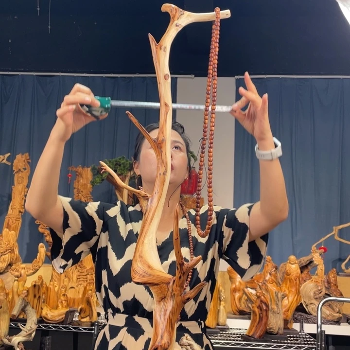 柏木（崖柏）随型飘枝