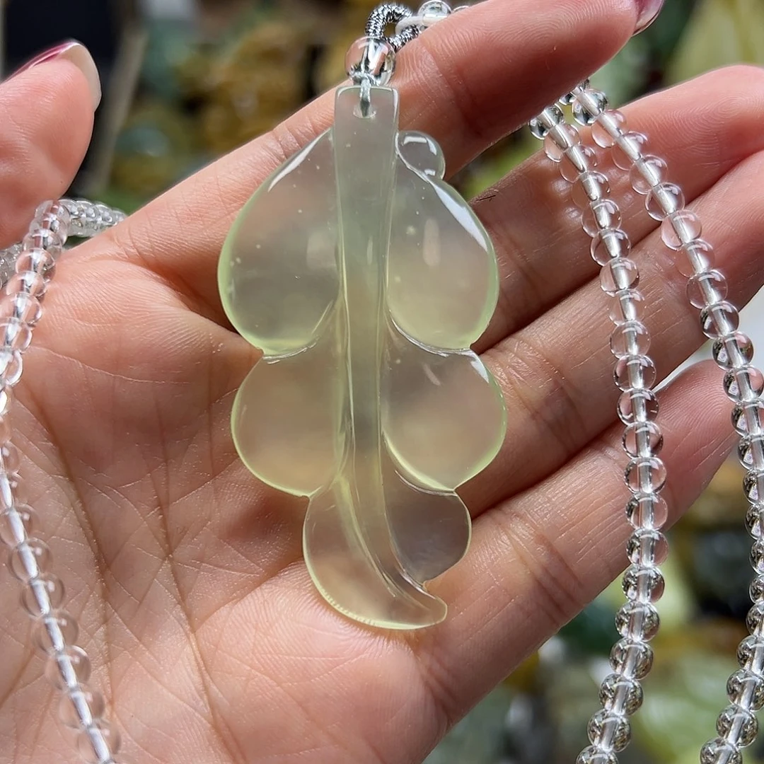 岫玉未镶嵌颈饰岫玉冰透叶子