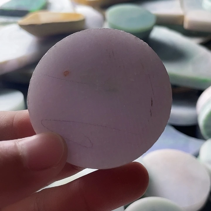 翡翠挂件未镶嵌毛料36