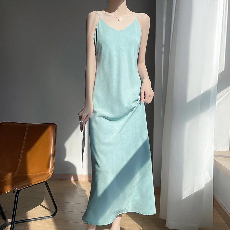 手抓花吊带裙气质纯色法式无袖打底打底裙V领连衣裙显瘦吊带夏季