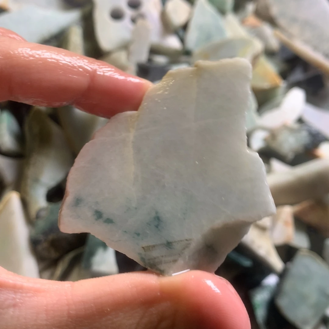 翡翠颈饰未镶嵌缅甸翡翠