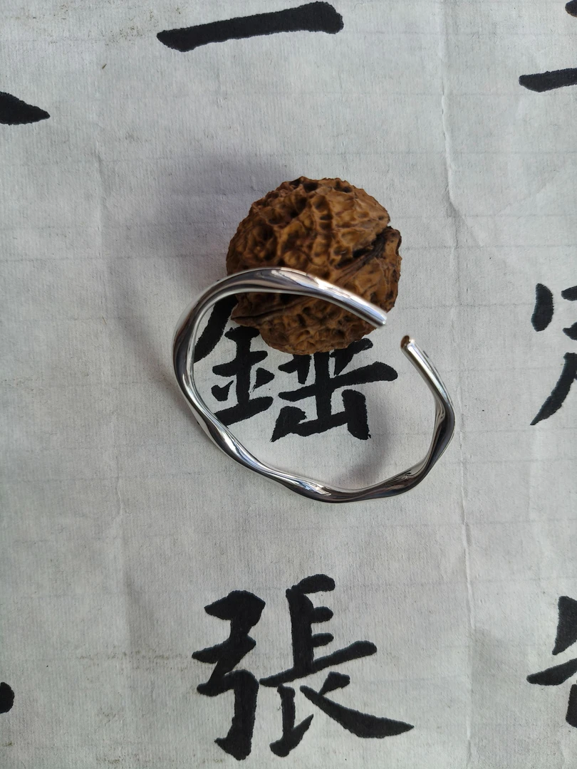 足银手镯 足银手工可调节圈口56-57mm女首饰个性女款莫比乌斯手镯