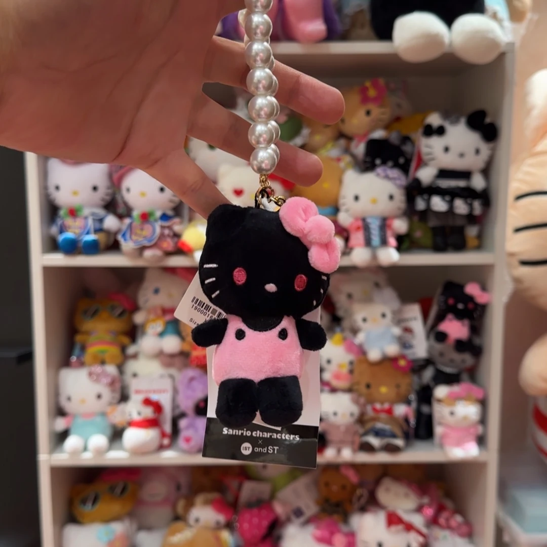 毛绒黑粉kt挂件ll