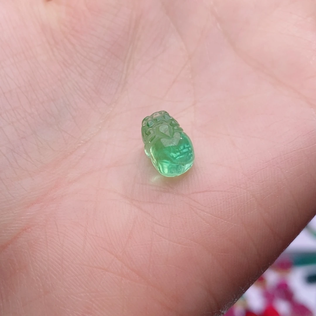 颈饰未镶嵌碧玺貔貅单颗yy