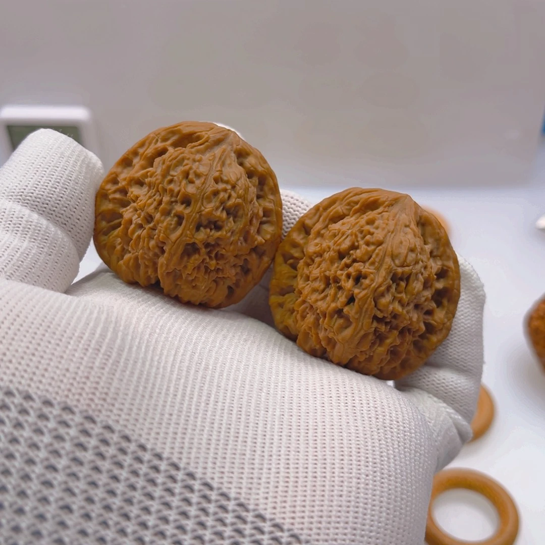 文玩核桃把件44mm涿鹿老树蚂蚁纹