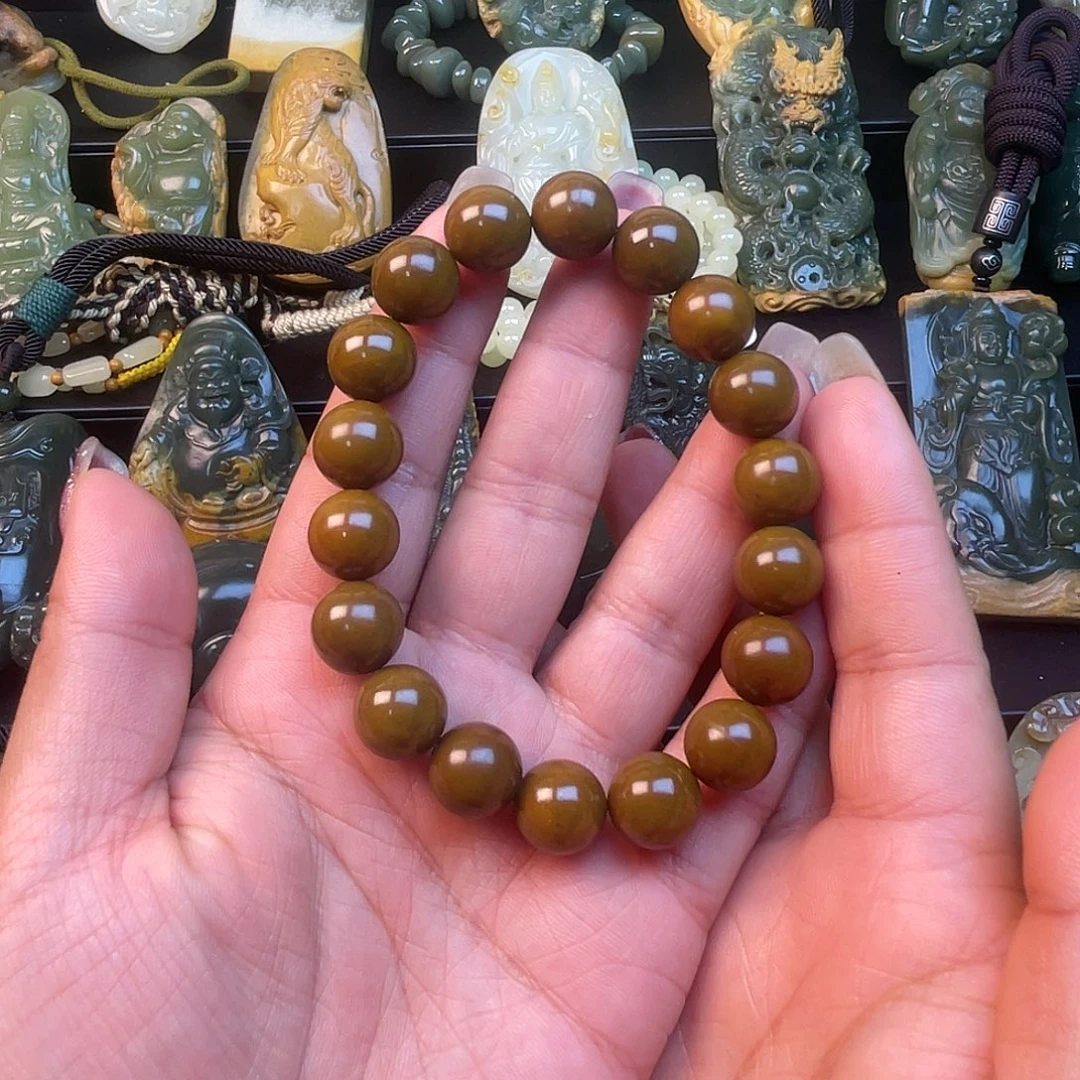 透闪石质玉未镶嵌手链