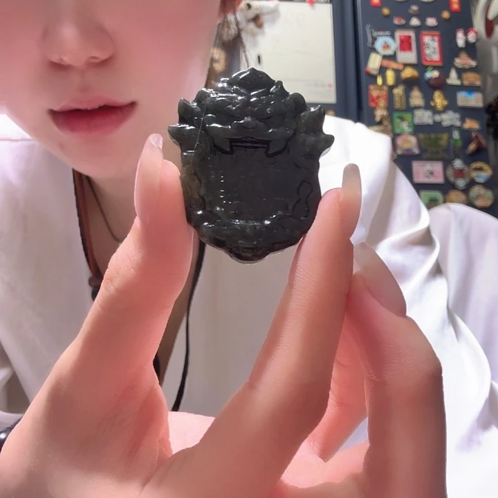 未镶嵌岫玉山鬼令