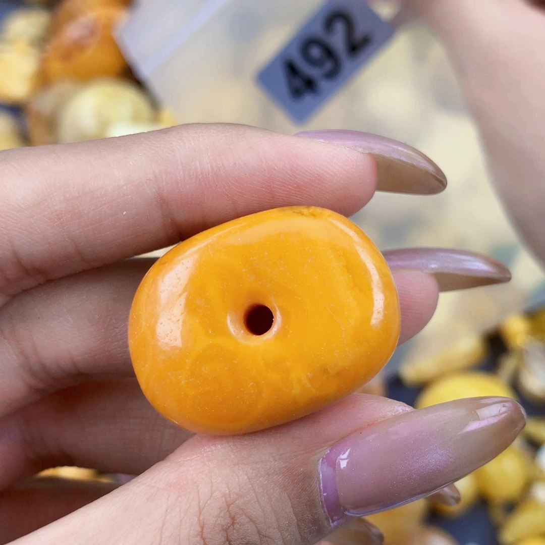 琥珀未镶嵌珠宝奇石23×30.5