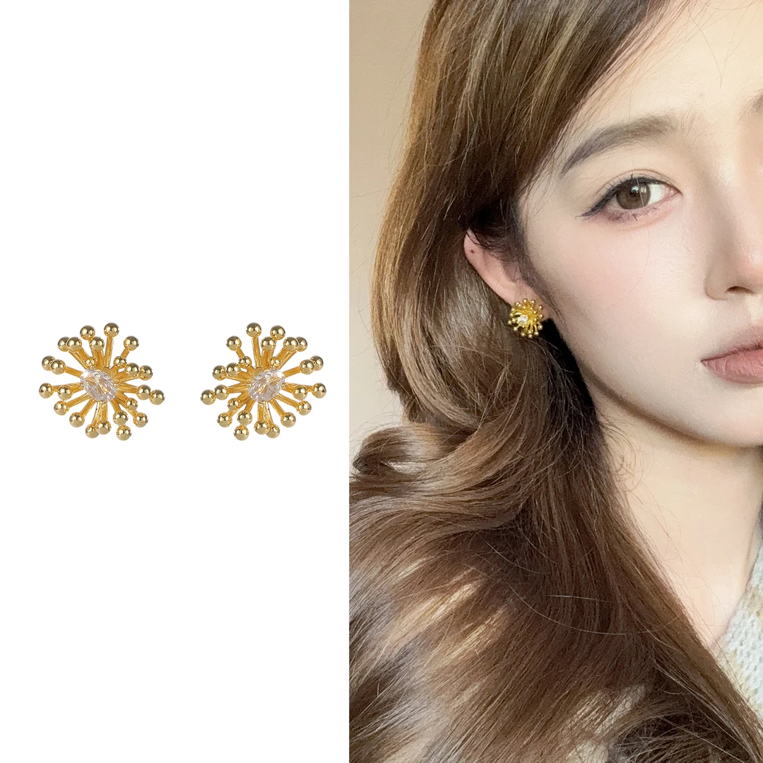 oushipei/欧诗佩 铜合金合成锆石耳饰 精致镶钻烟花耳环花朵耳钉