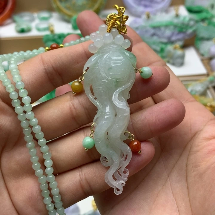 颈饰未镶嵌翡翠翡翠