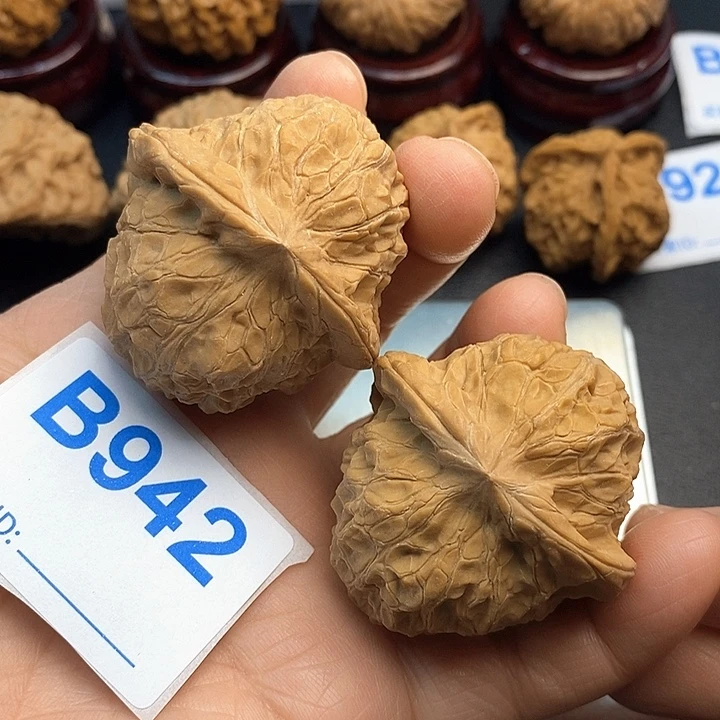 核桃南瓜4.3，肚子4.5，克重52