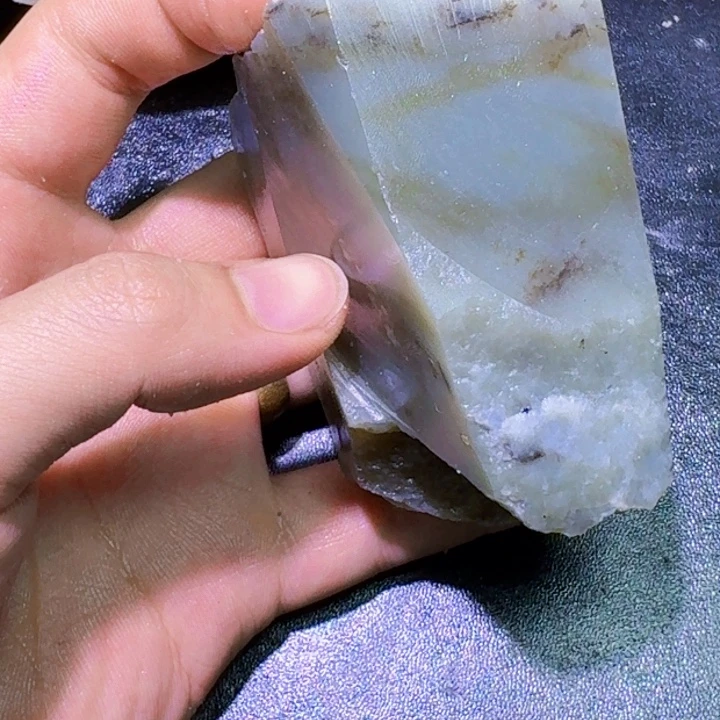 未镶嵌和田玉（糖玉）珠宝半成品