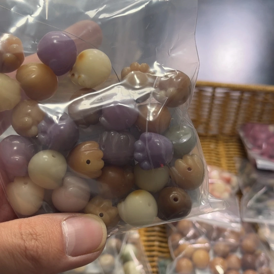 【闪购商品】白玉菩提吊坠z16/22颗锅底微瑕猫爪