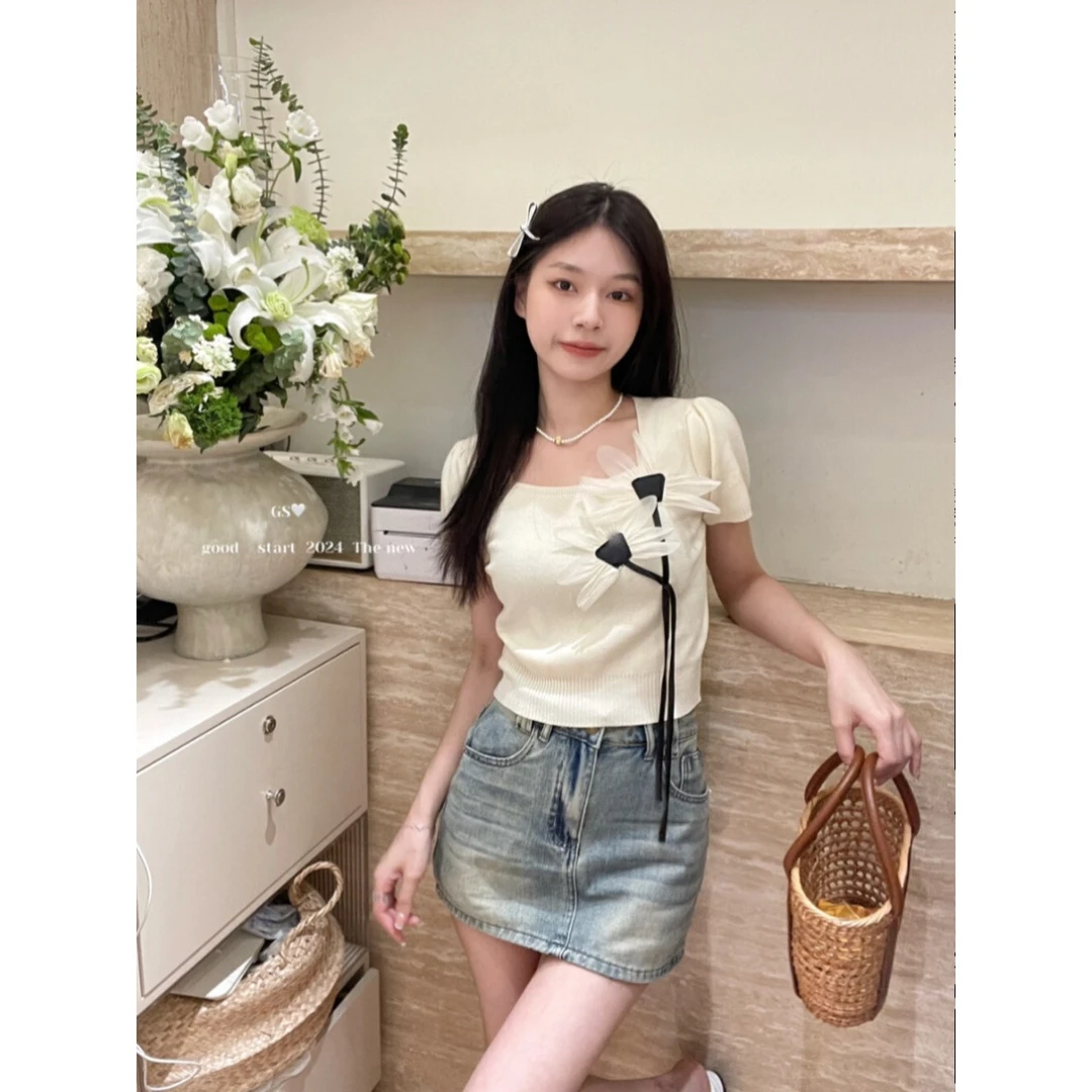 针织衫女款爆款2025新款女装立体花朵设计感小众方领短款上衣230