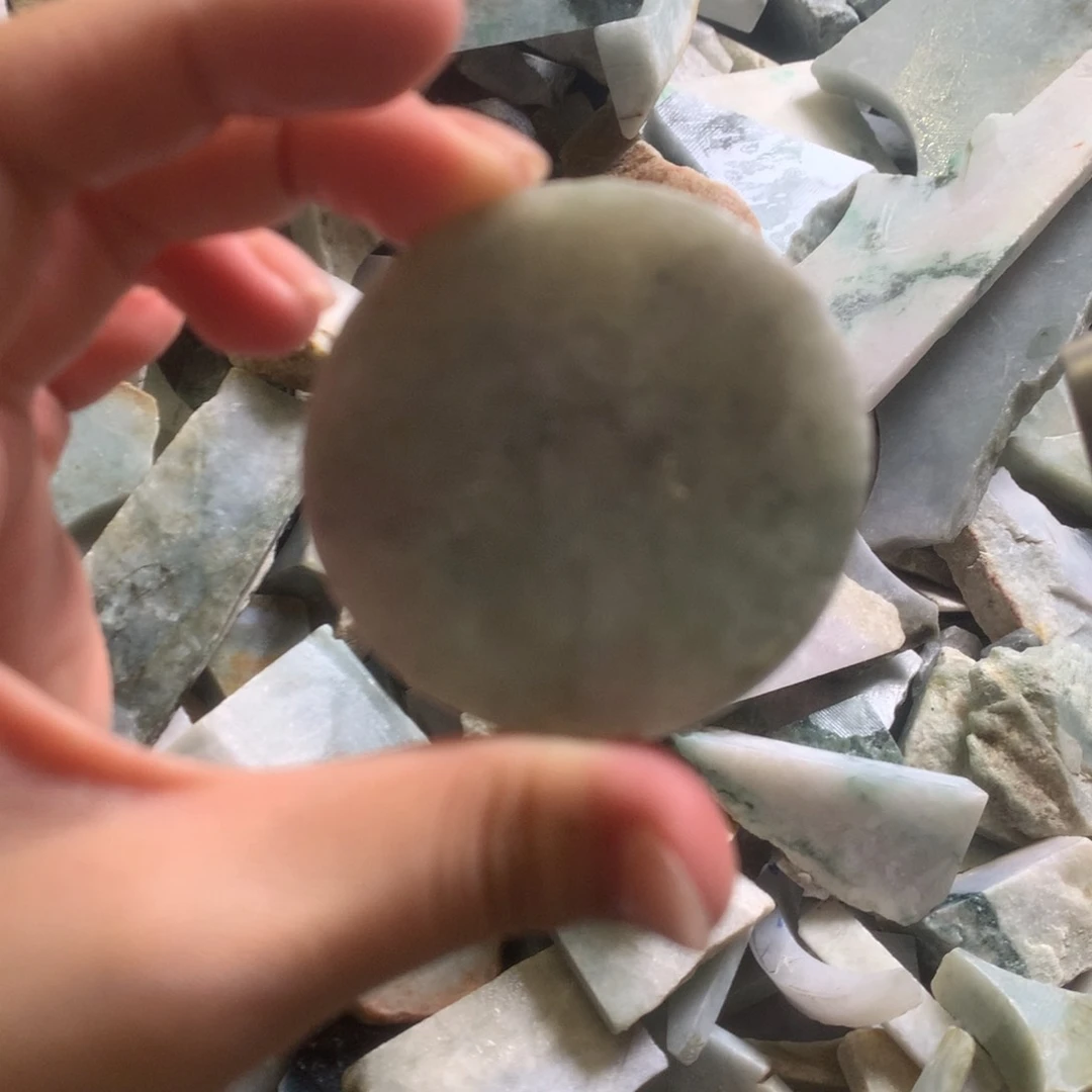 翡翠颈饰未镶嵌缅甸翡翠