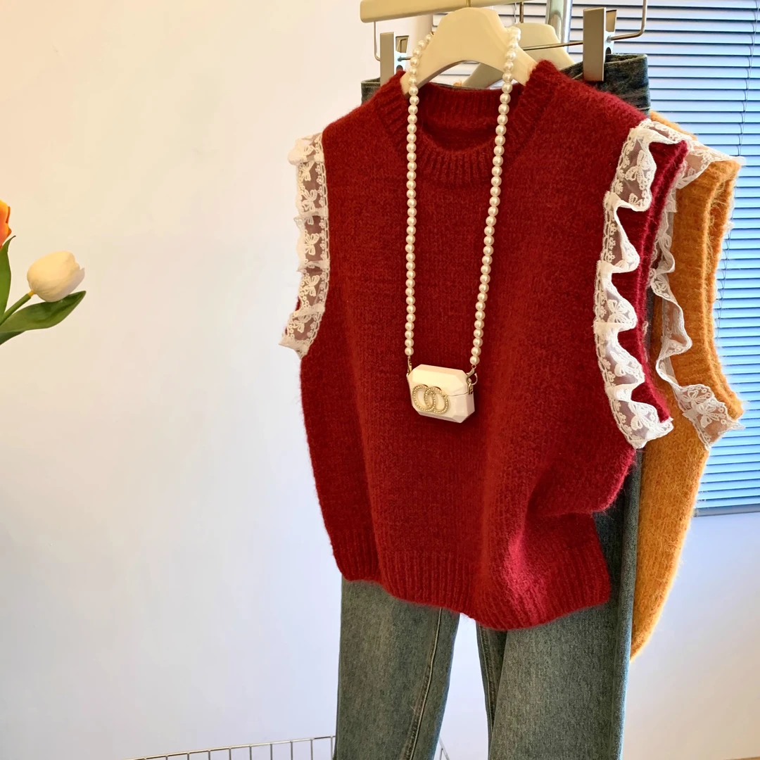 法式蕾丝拼接针织马甲女款外穿背心春秋季气百搭宽松内穿毛衣坎肩