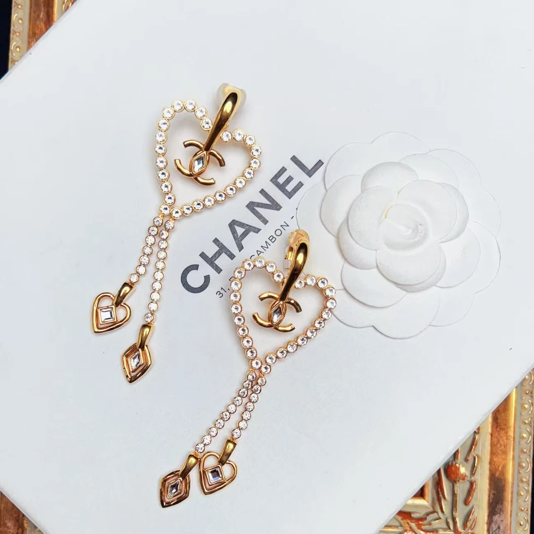 95新 Chanel/香奈儿 柚礼中古/香奈儿秀款桃心耳夹LZ508374