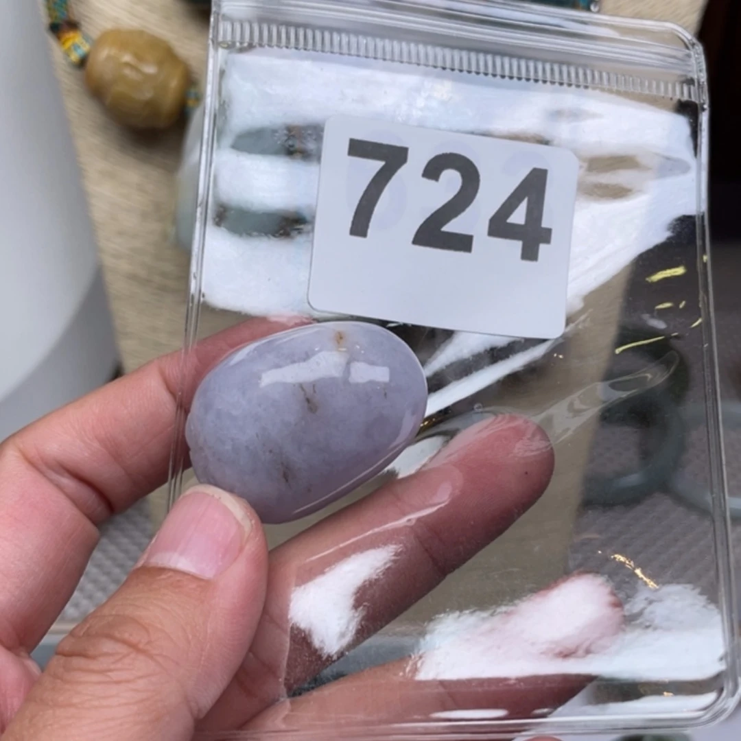 【闪购商品】翡翠颈饰未镶嵌福**羊翡翠