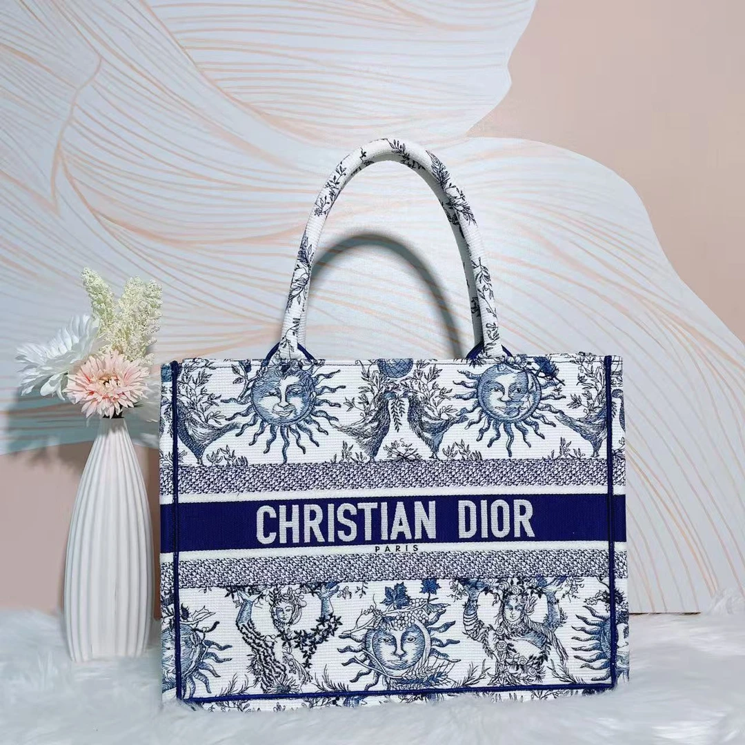 95新 DIOR/迪奥 95新dior蓝白刺绣太阳花托特中号92463329
