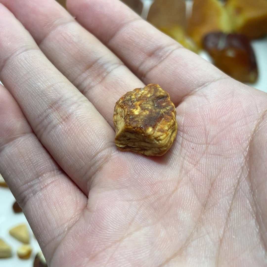 定制琥珀嘟*嘟天然原矿