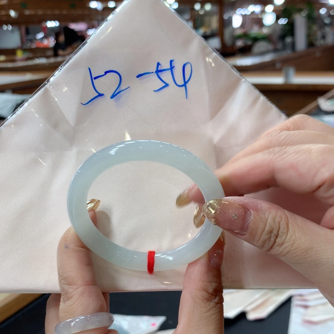 未镶嵌手镯翡翠翡翠