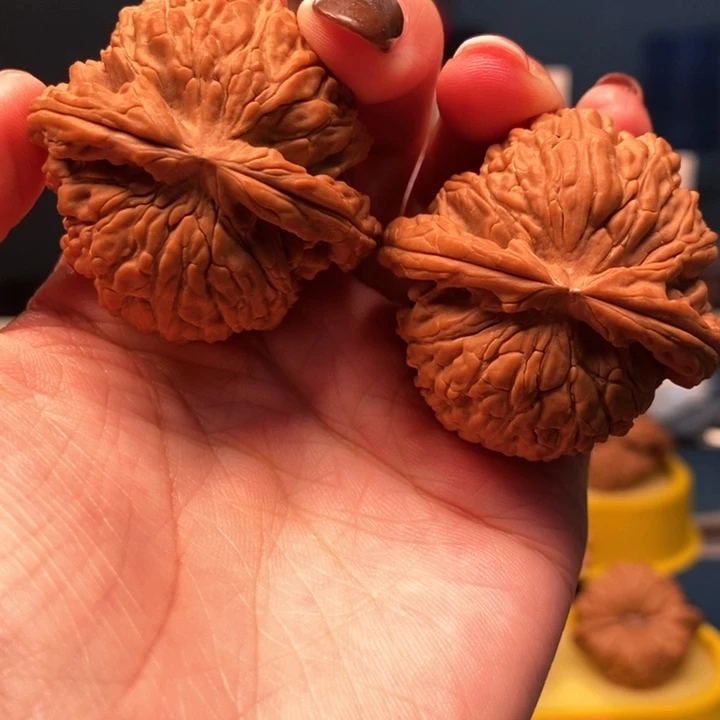 旺***店核桃手串/手链白狮子