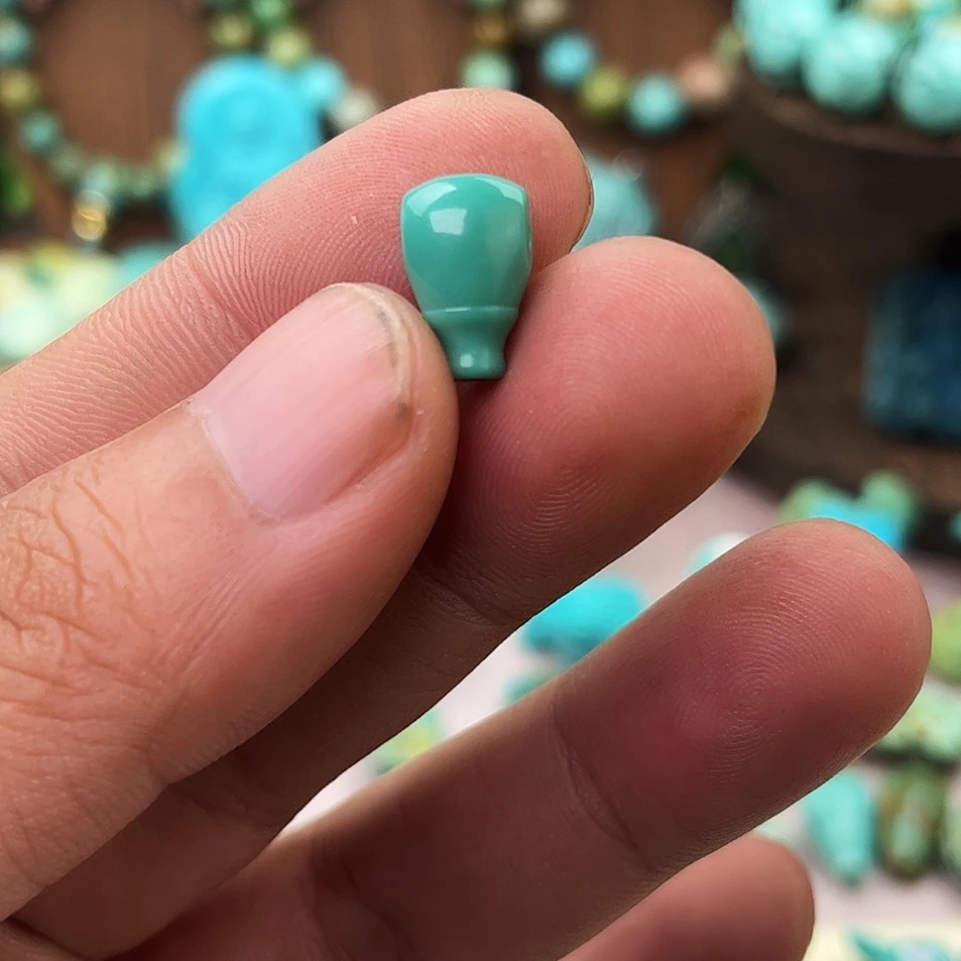 绿松石未镶嵌原矿绿松石