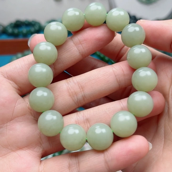 和田玉未镶嵌手镯卡14