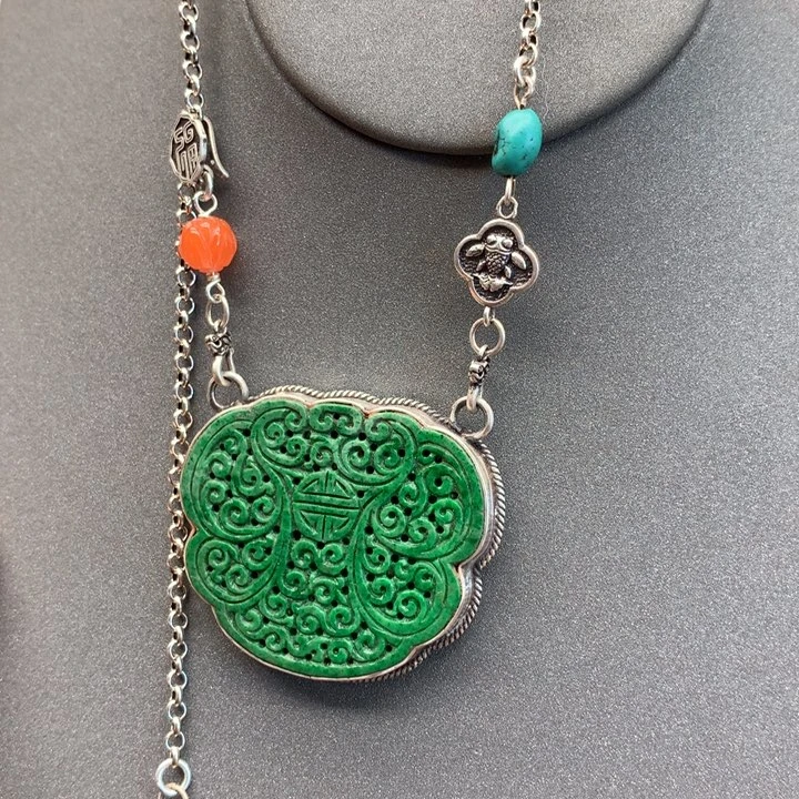 翡翠颈饰银S925镶嵌?**F