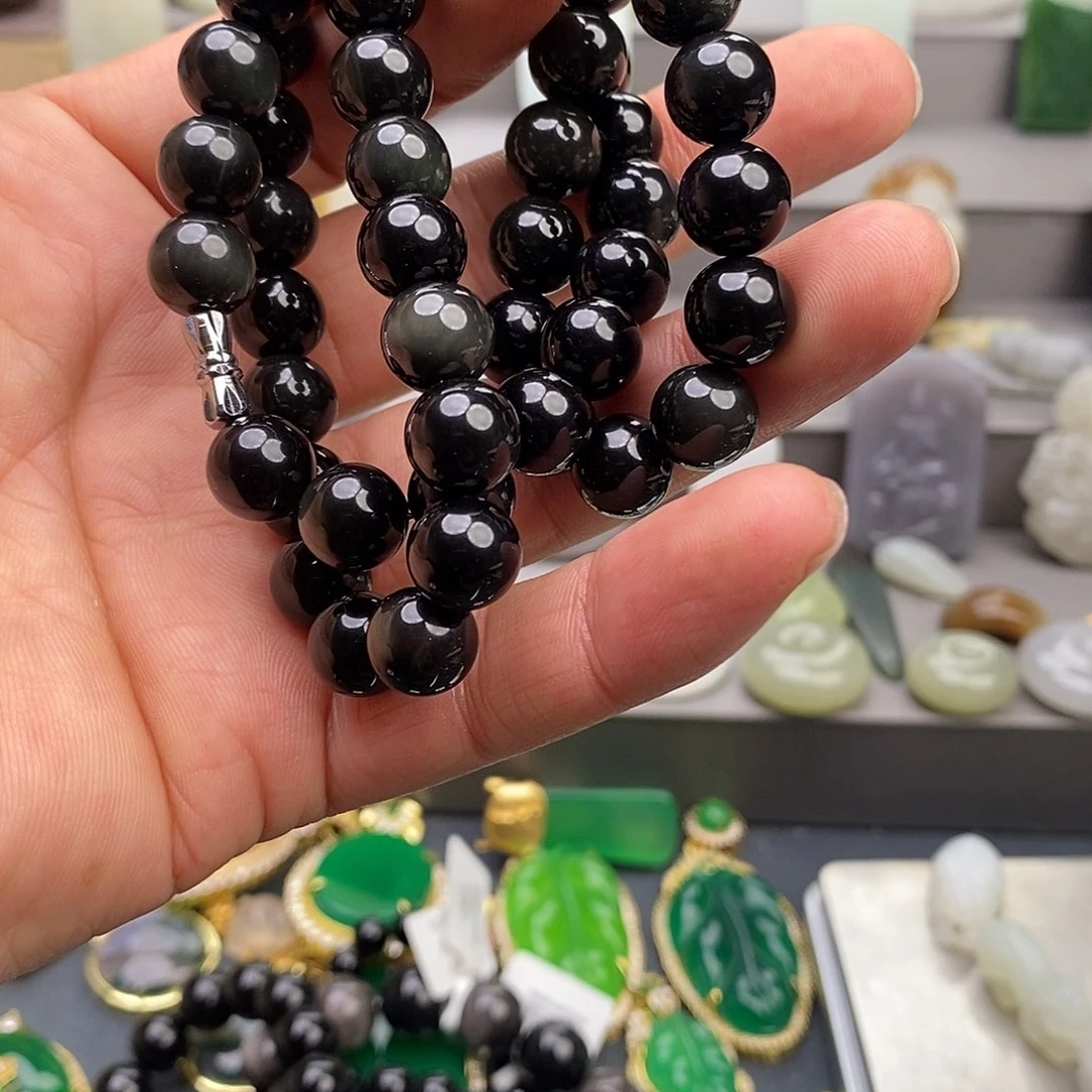 攸***天和田玉未镶嵌颈饰