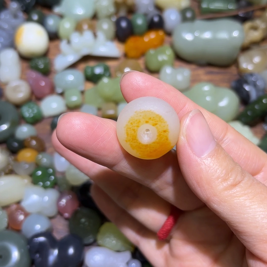 和田玉未镶嵌珠宝半成品