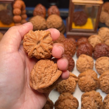 吊坠桃核宋*好好好好好好