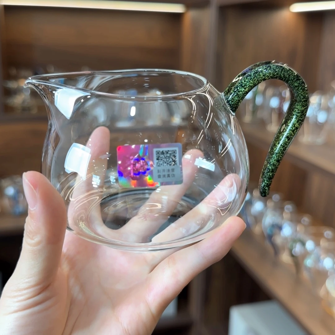 淡然黑金公道杯。。