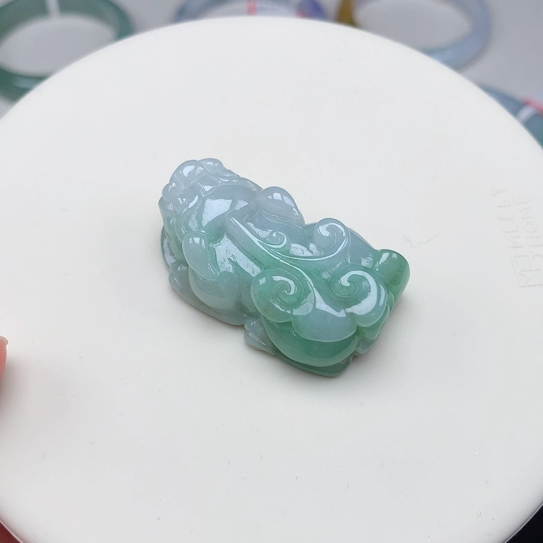 翡翠未镶嵌手链貔貅