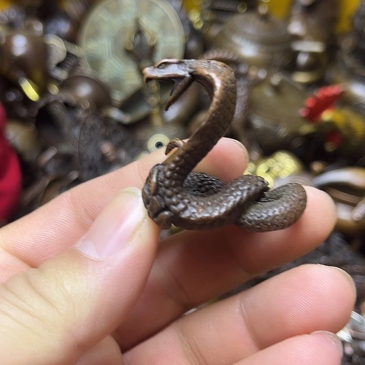 诚信经营精美铜器