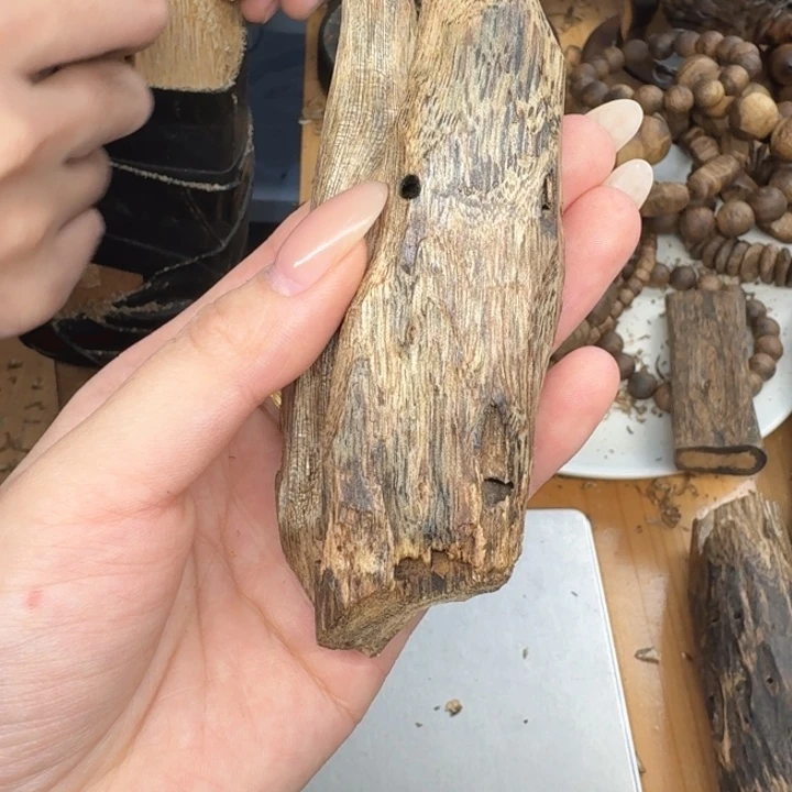 沉香碎屑沉香沉香奇楠块料26.8克