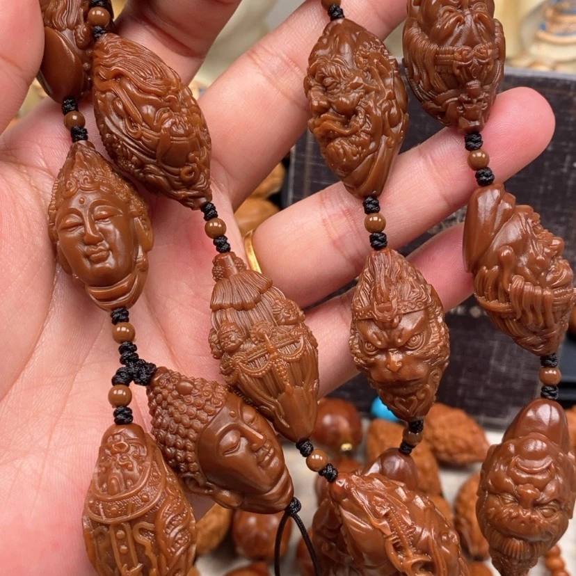 【闪购商品】橄榄核吊坠天**子橄榄手工雕刻工艺