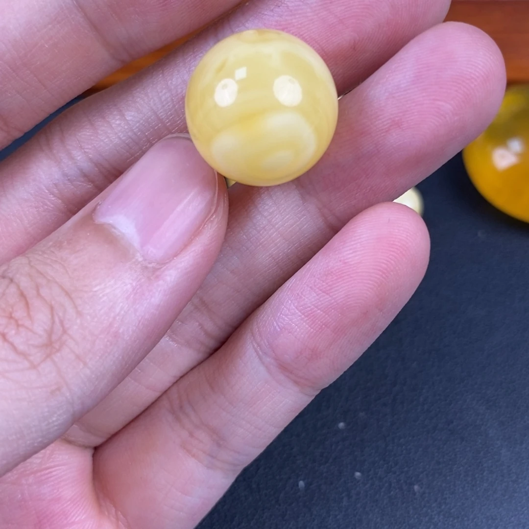 琥珀未镶嵌珠宝奇石微瑕18