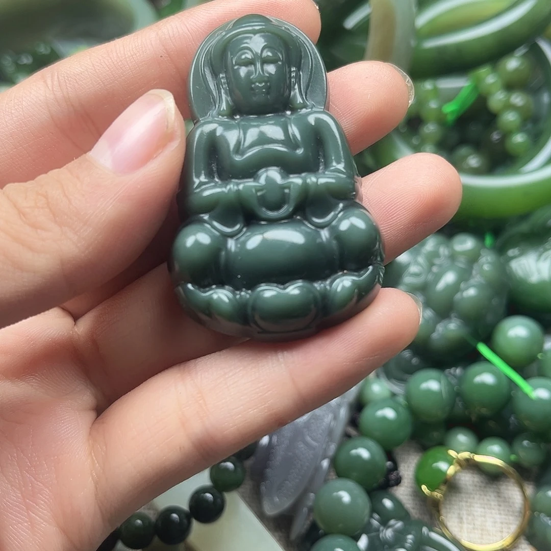 和田玉（碧玉）未镶嵌颈饰