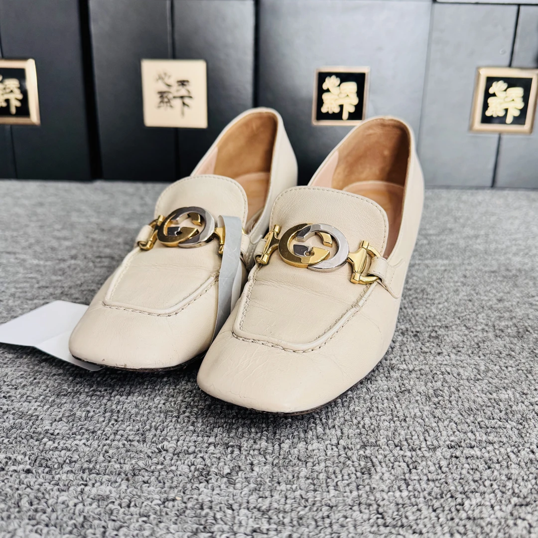 95新 GUCCI/古驰 金扣高跟鞋35.5码ysc1487