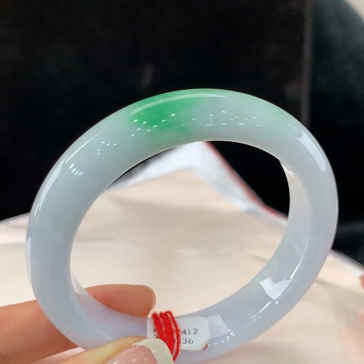 翡翠手镯未镶嵌111-0236