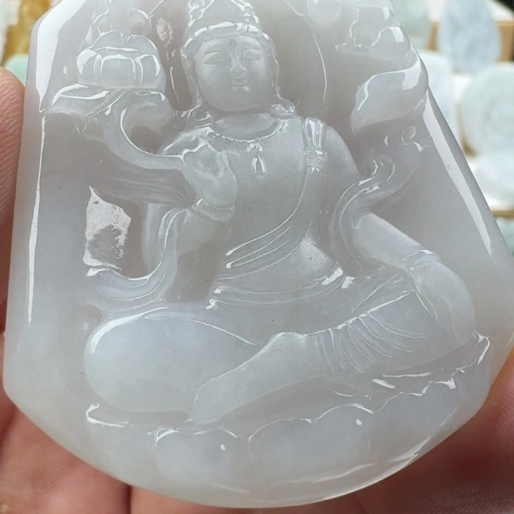 翡翠未镶嵌颈饰天然缅甸A货翡翠