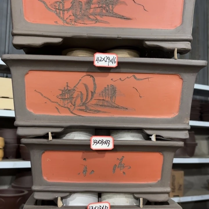 紫砂花盆138-4。