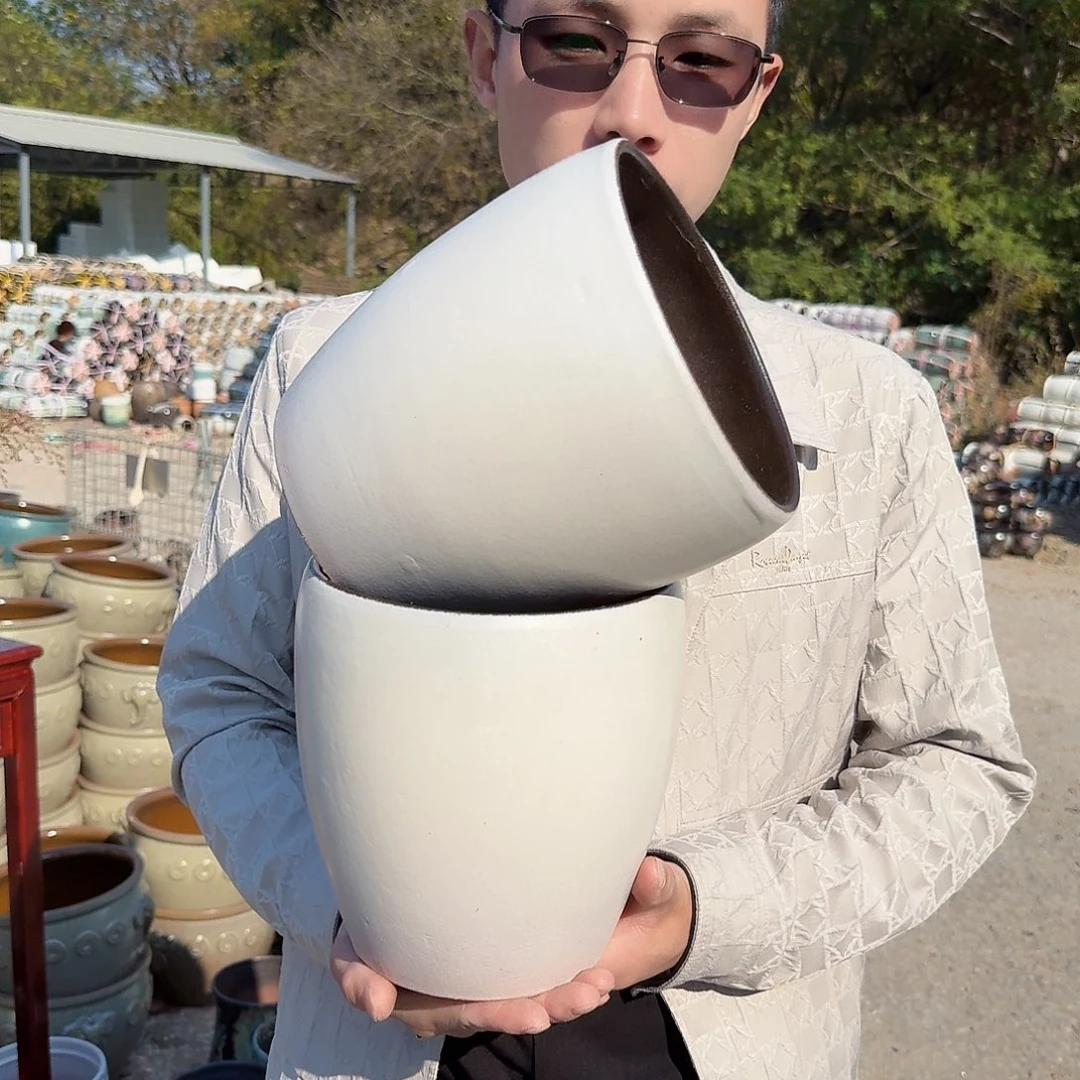 紫砂花盆口18高20（两个蛋壳白色