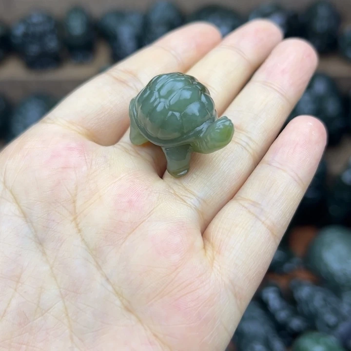 和田玉（糖玉）未镶嵌挂件