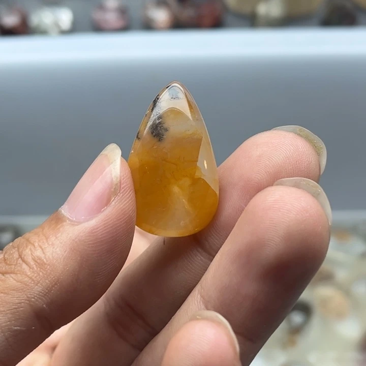 未镶嵌吊坠(赠链)水晶Y***.