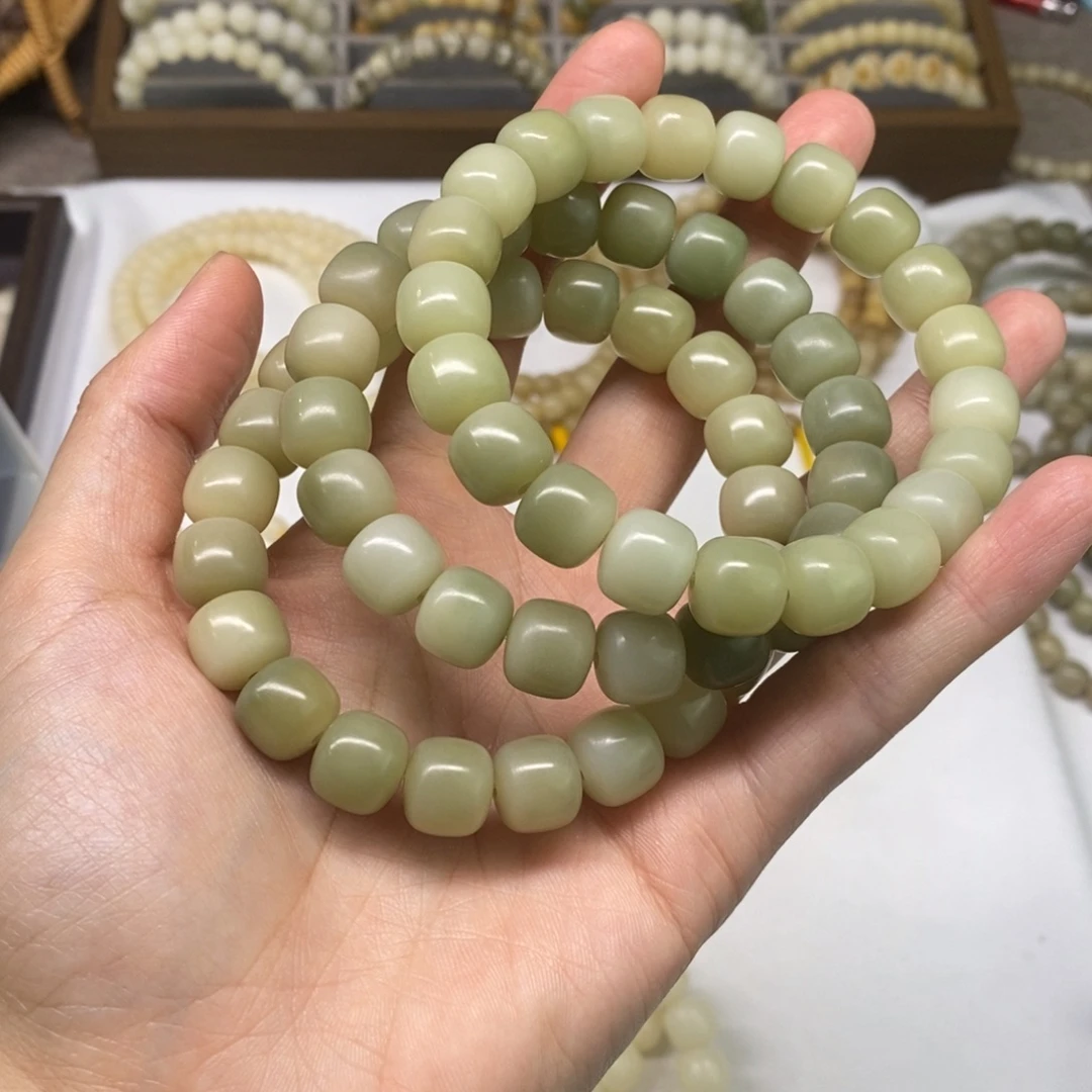 吊坠菩提根/象牙果清水绿手串原生态干磨天然色